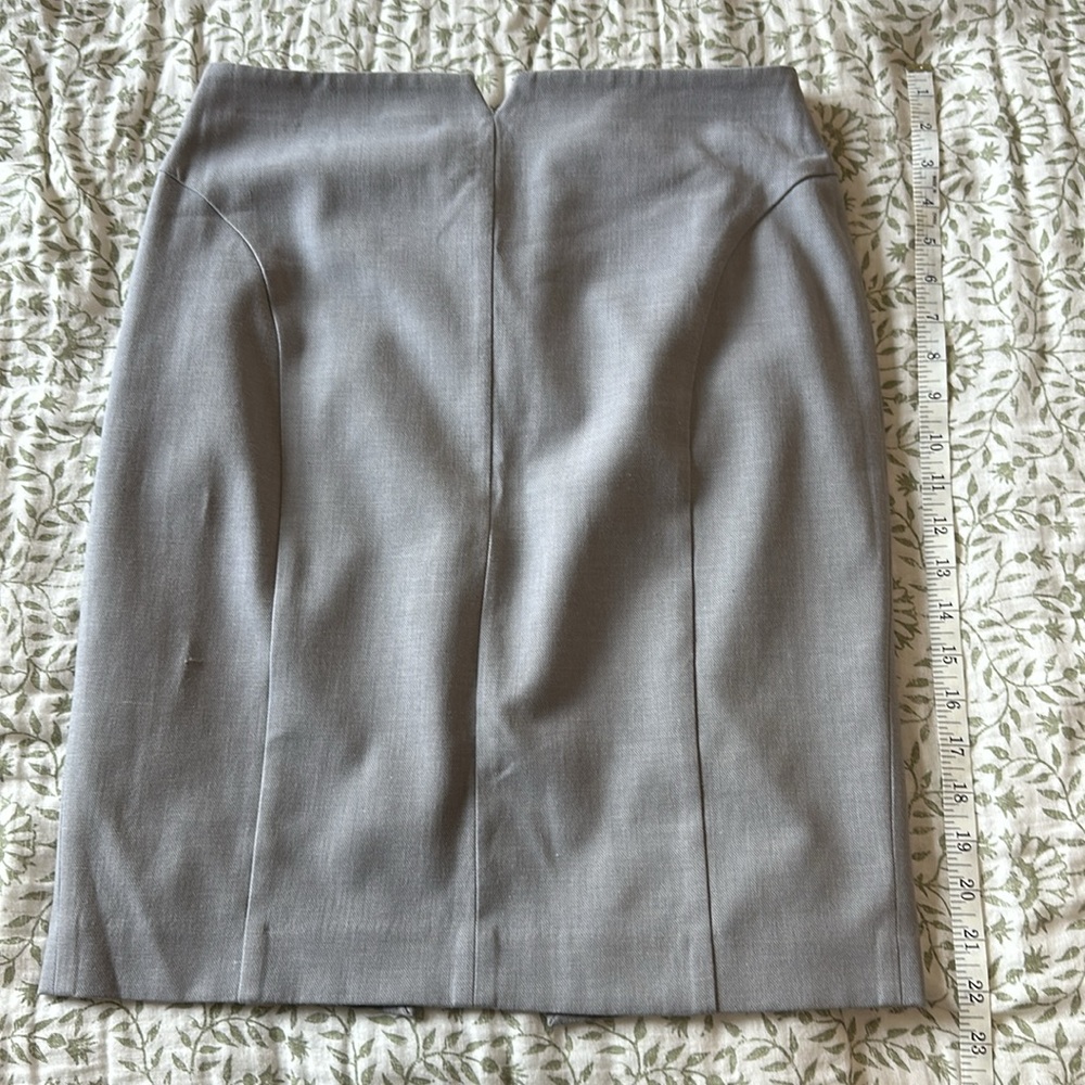 Express Skirt - Picture 2 of 5